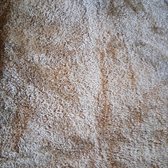 NWT Mohawk Home Classic Beige Rug - Picture 9 of 10